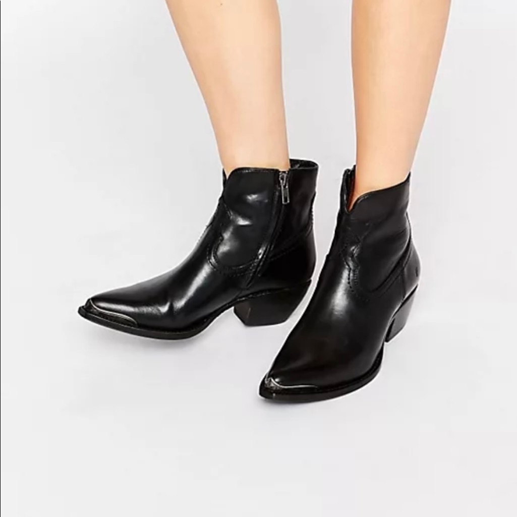 Frye Shane Tip Short Western Heeled Boot